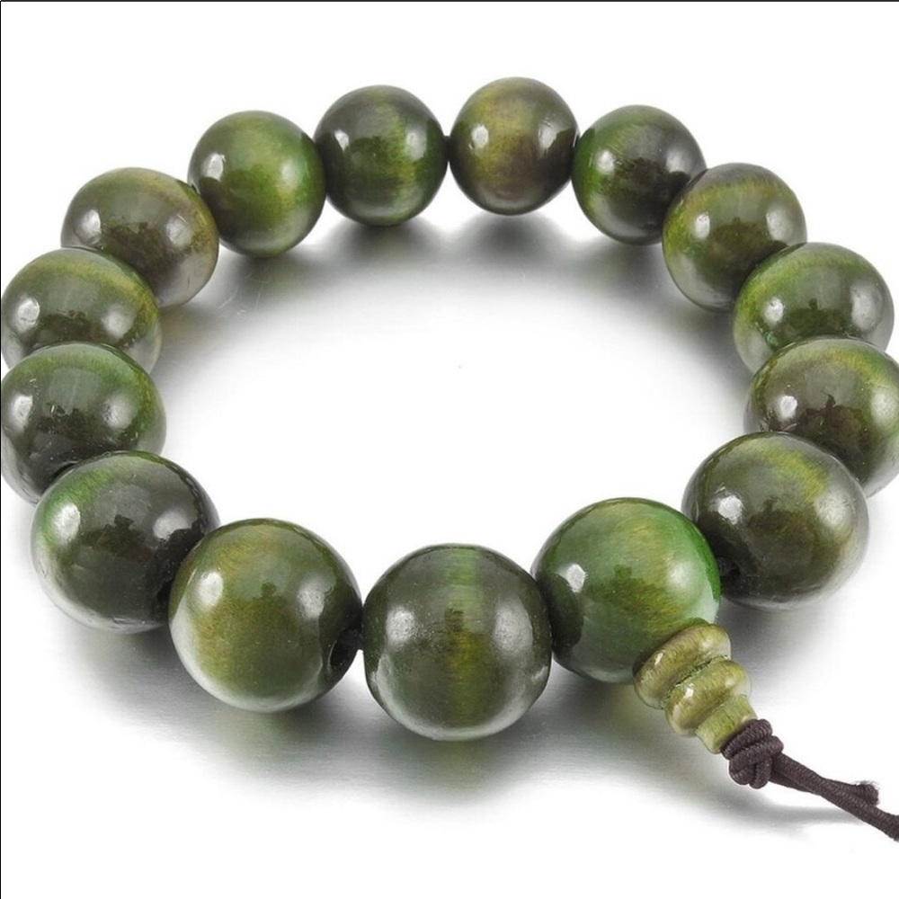 Large bead wood mala bracelet - Picture 2 of 8